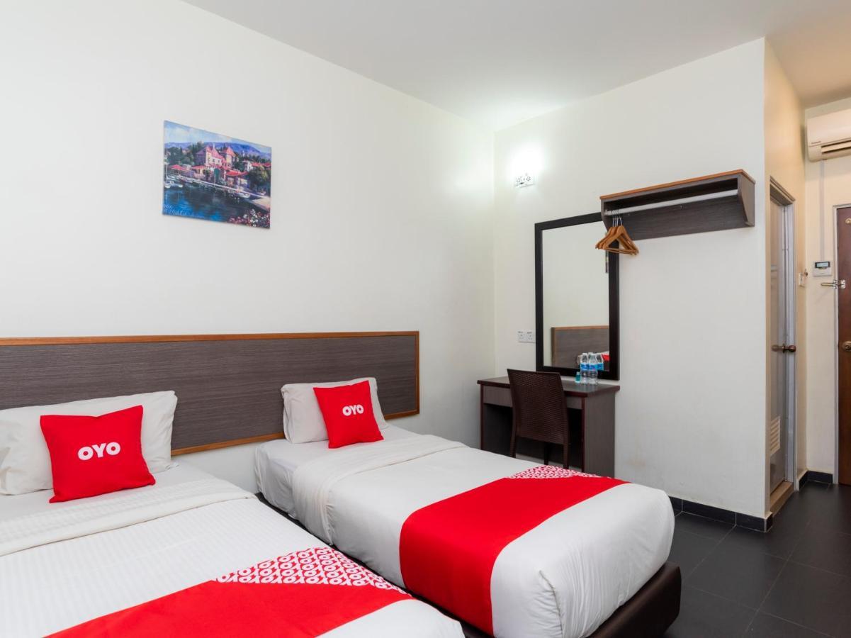 Oyo 44095 Bluewater Hotel Mersing Exteriér fotografie