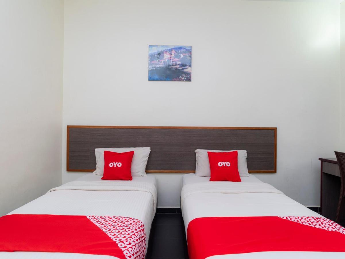 Oyo 44095 Bluewater Hotel Mersing Exteriér fotografie